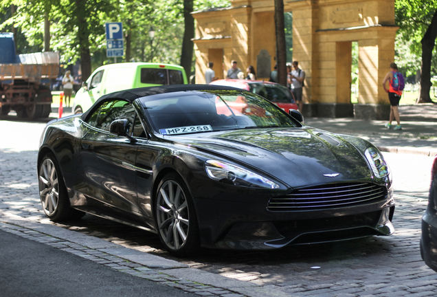 Aston Martin Vanquish Volante