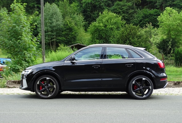 Audi RS Q3 2015