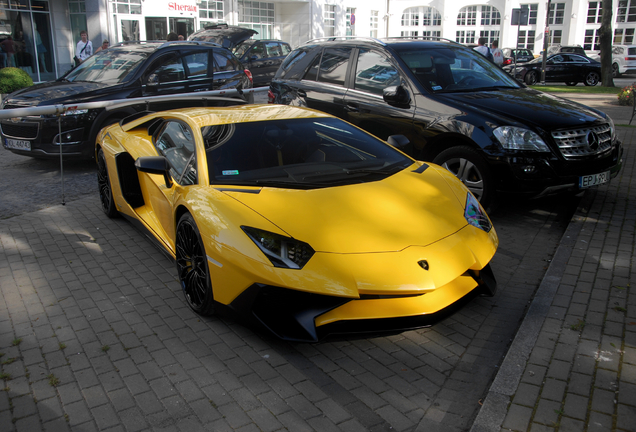 Lamborghini Aventador LP750-4 SuperVeloce