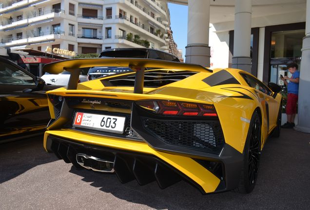 Lamborghini Aventador LP750-4 SuperVeloce