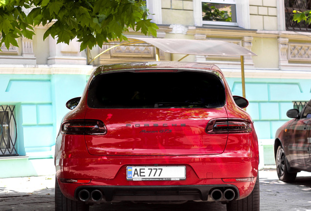 Porsche 95B Macan GTS