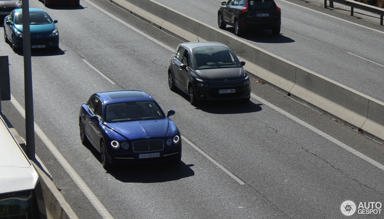 Bentley Flying Spur W12