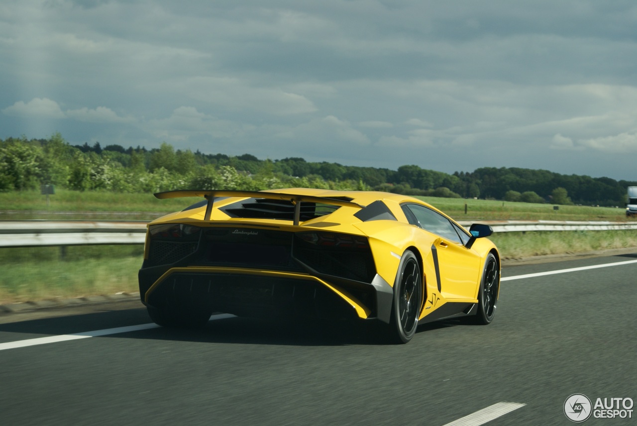 Lamborghini Aventador LP750-4 SuperVeloce