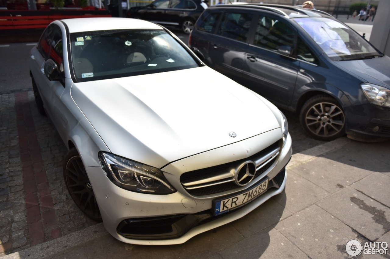 Mercedes-AMG C 63 S W205