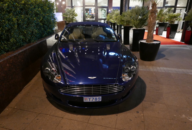 Aston Martin DB9 Volante