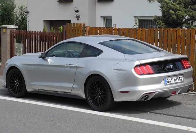 Ford Mustang GT 2015