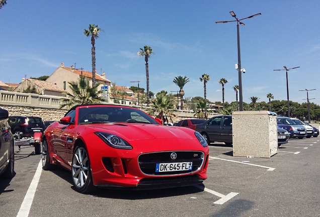 Jaguar F-TYPE S Convertible