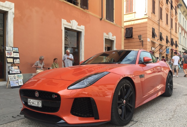 Jaguar F-TYPE SVR Coupé