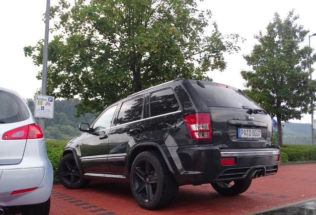 Jeep Grand Cherokee SRT-8 2005