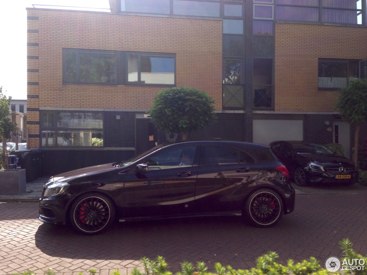 Mercedes-Benz A 45 AMG