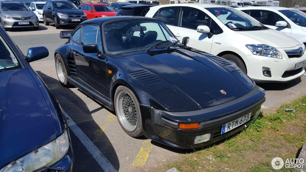 Porsche 930 Turbo Flatnose