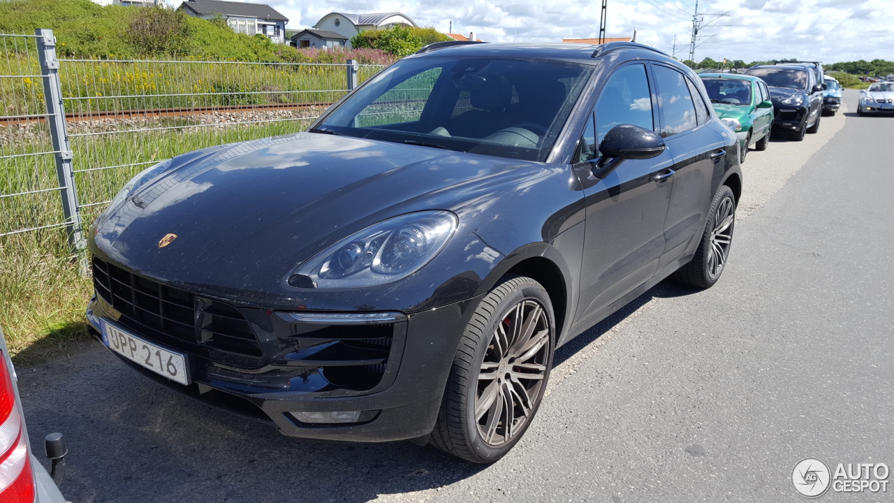 Porsche 95B Macan Turbo