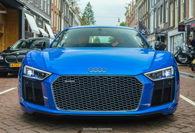 Audi R8 V10 Plus 2015