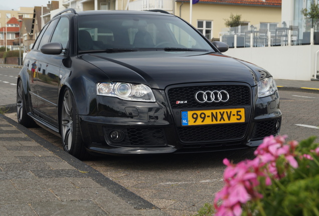 Audi RS4 Avant B7