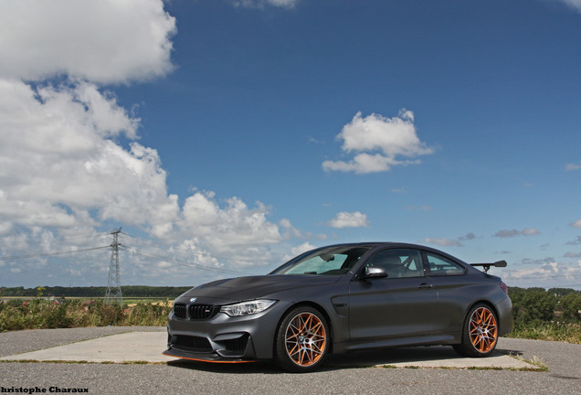 BMW M4 GTS