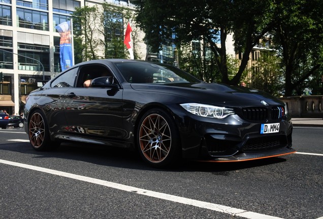 BMW M4 GTS