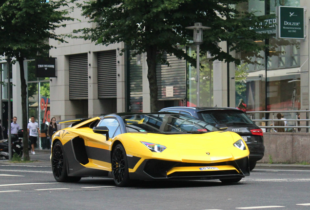 Lamborghini Aventador LP750-4 SuperVeloce Roadster