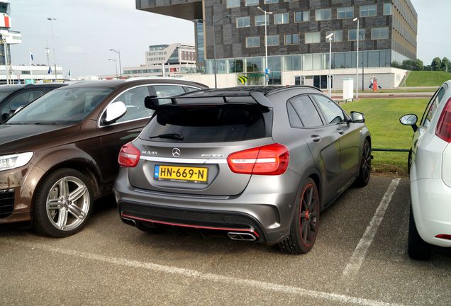 Mercedes-Benz GLA 45 AMG Edition 1