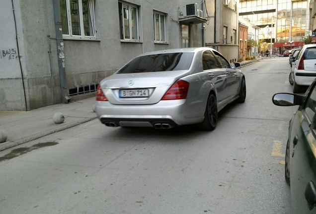 Mercedes-Benz S 63 AMG W221 2011