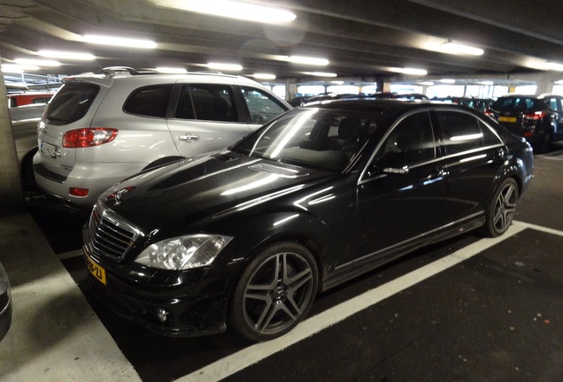 Mercedes-Benz S 65 AMG V221