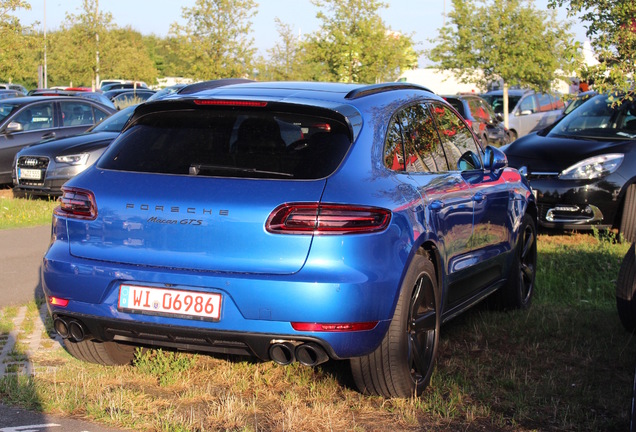 Porsche 95B Macan GTS