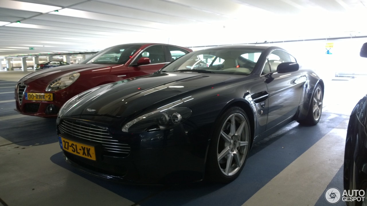 Aston Martin V8 Vantage