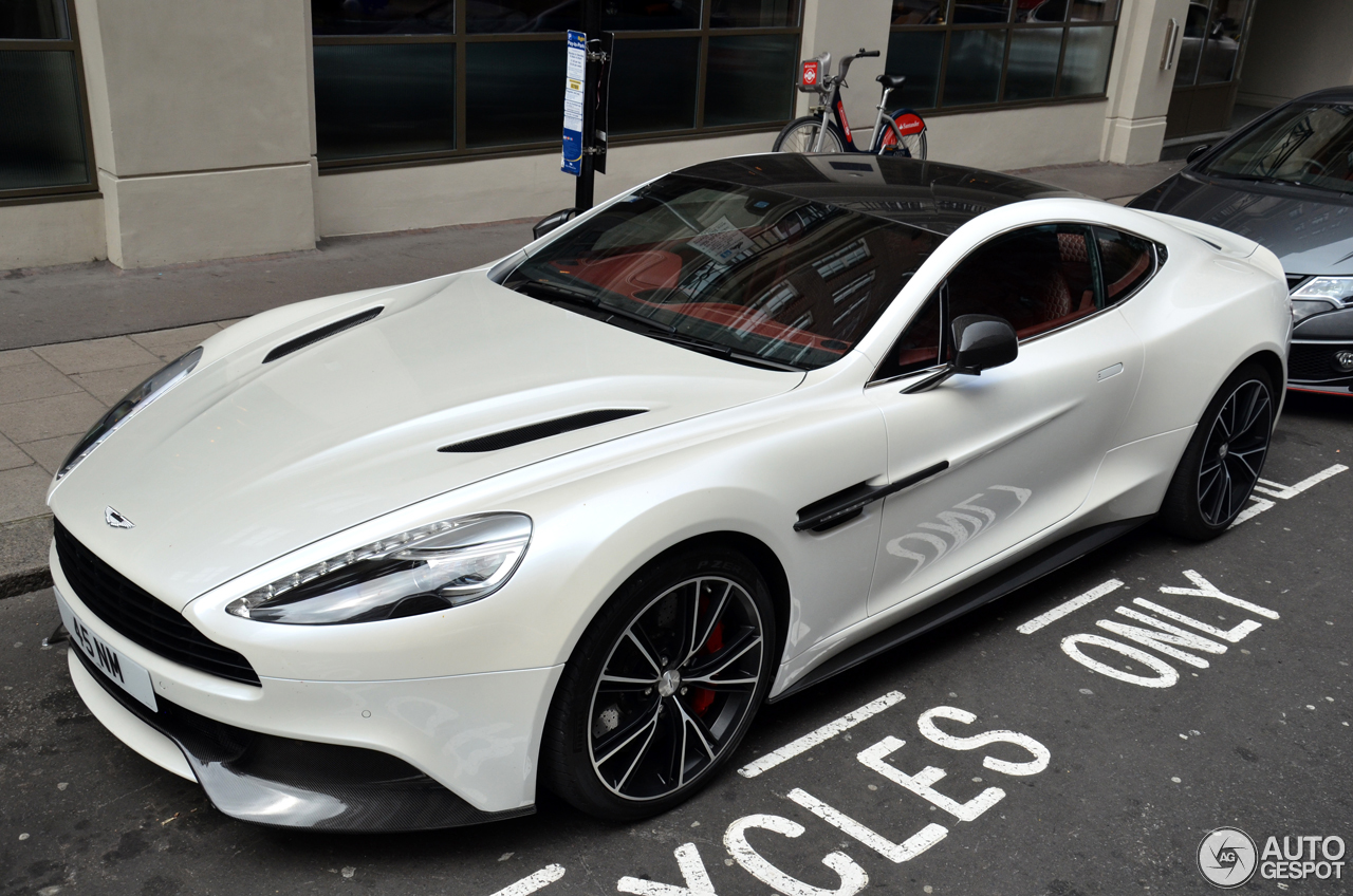 Aston Martin Vanquish 2013