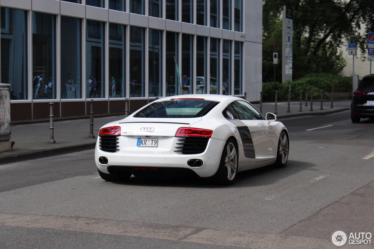 Audi R8