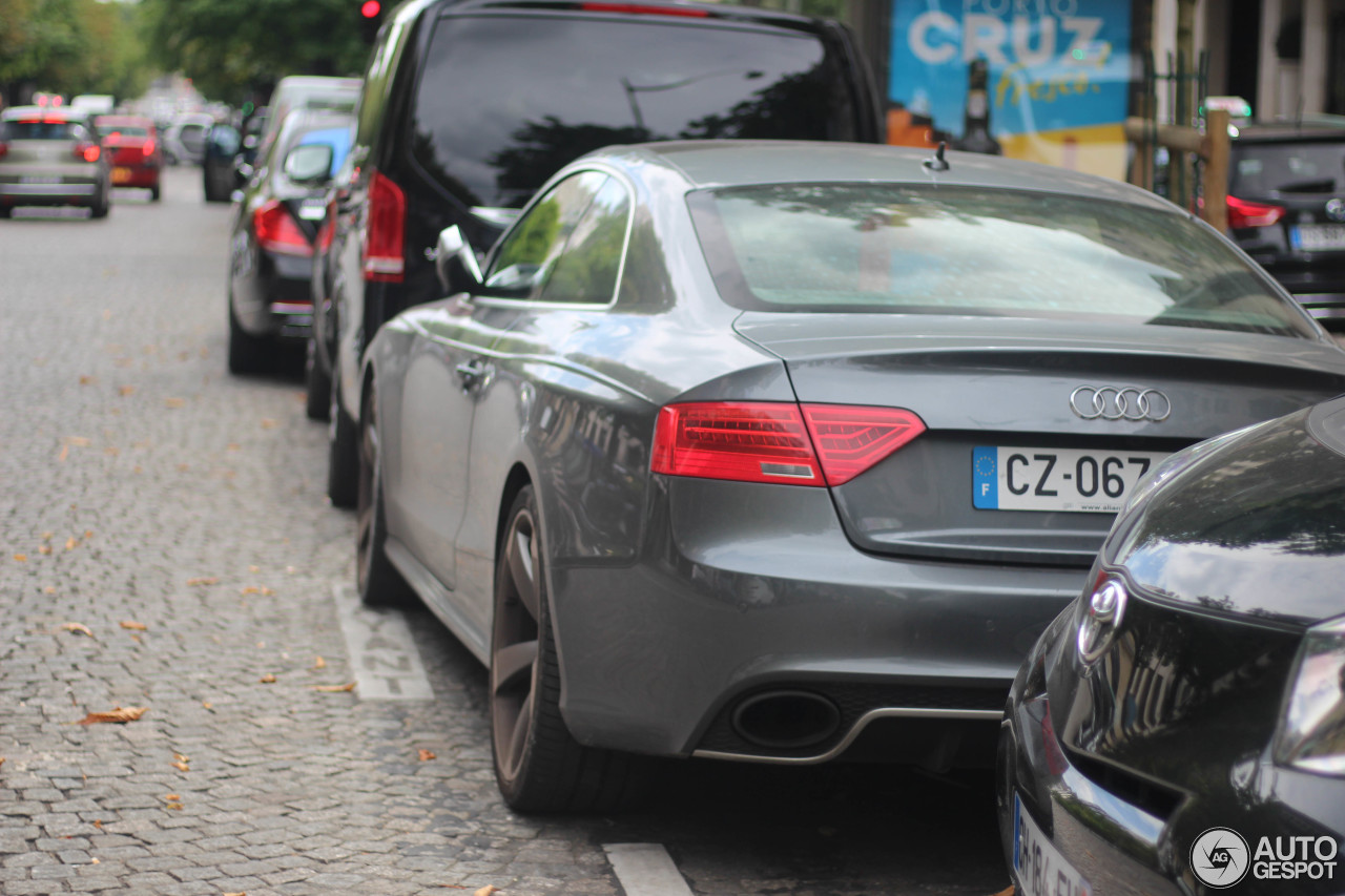 Audi RS5 B8 2012