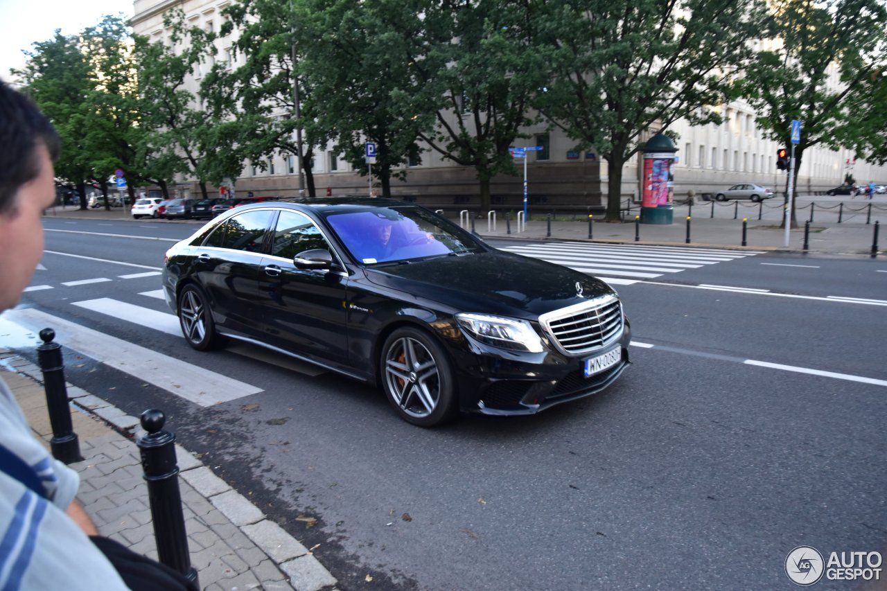 Mercedes-Benz S 63 AMG V222