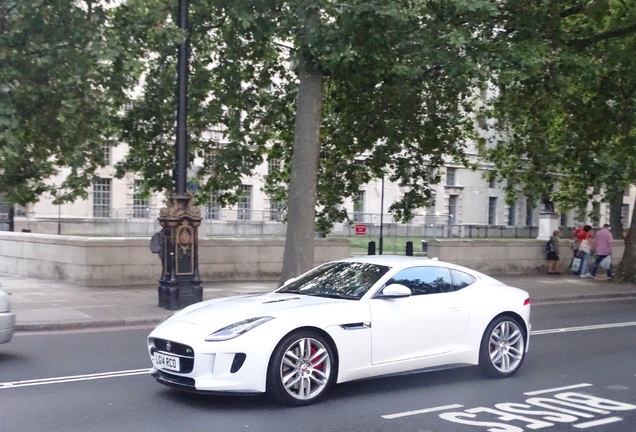 Jaguar F-TYPE R Coupé