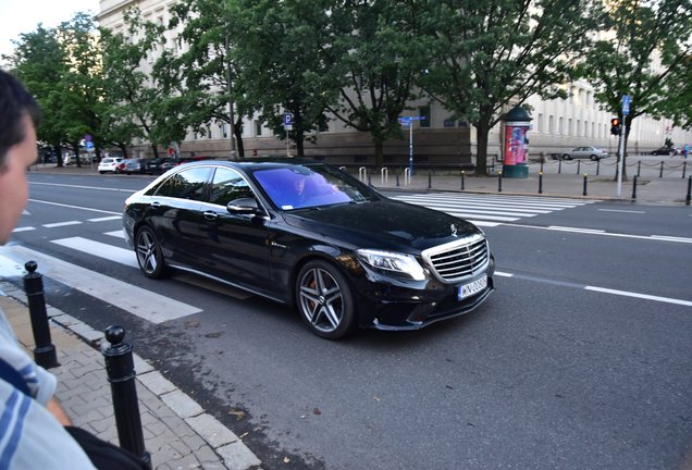 Mercedes-Benz S 63 AMG V222