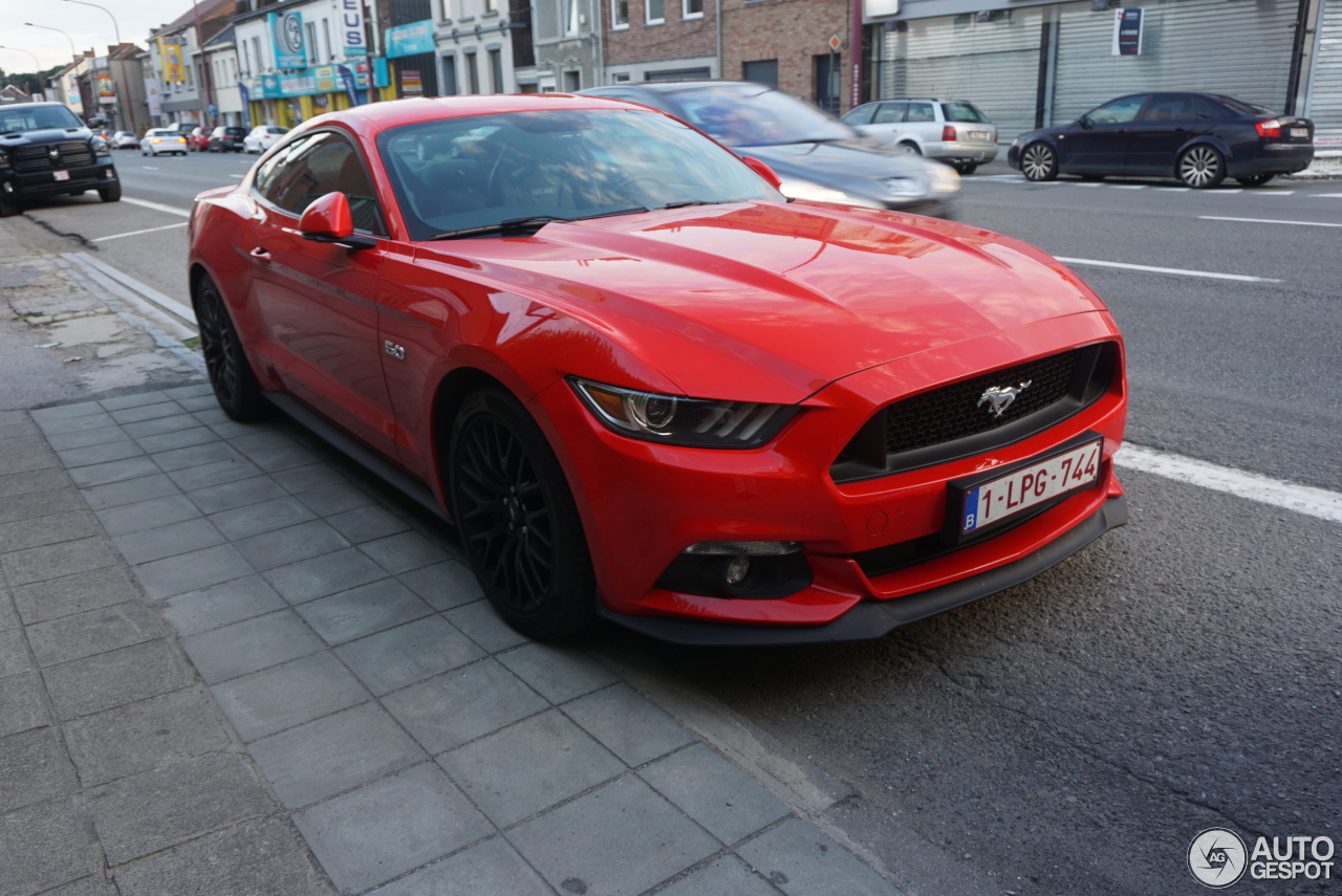 Ford Mustang GT 2015