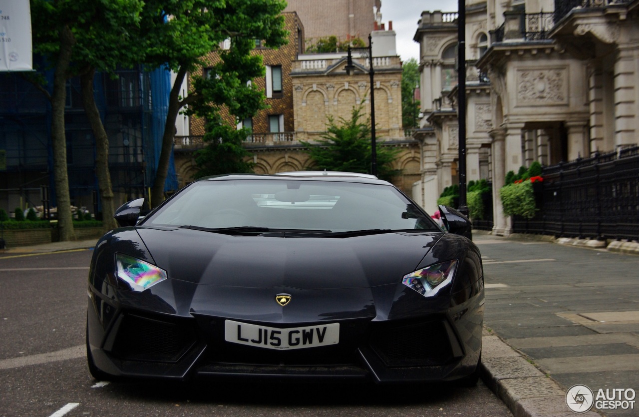 Lamborghini Aventador LP700-4