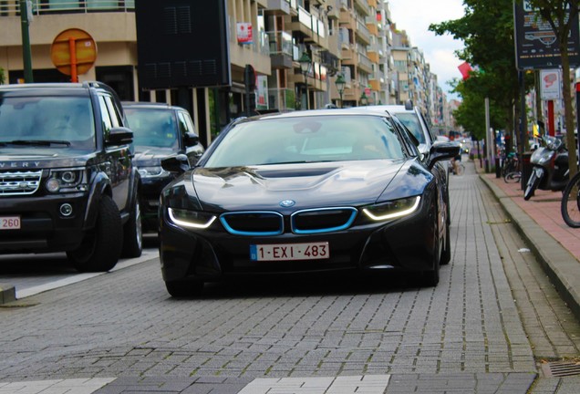 BMW i8