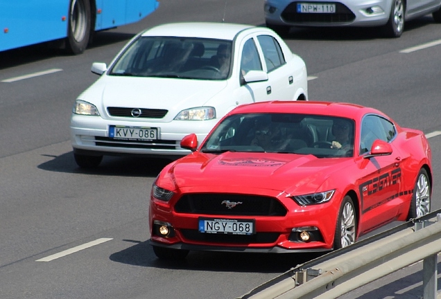 Ford Mustang GT 2015