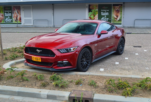 Ford Mustang GT 2015