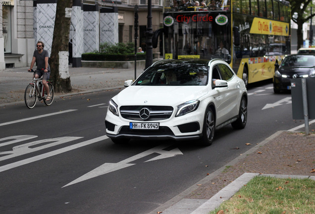 Mercedes-AMG GLA 45 X156