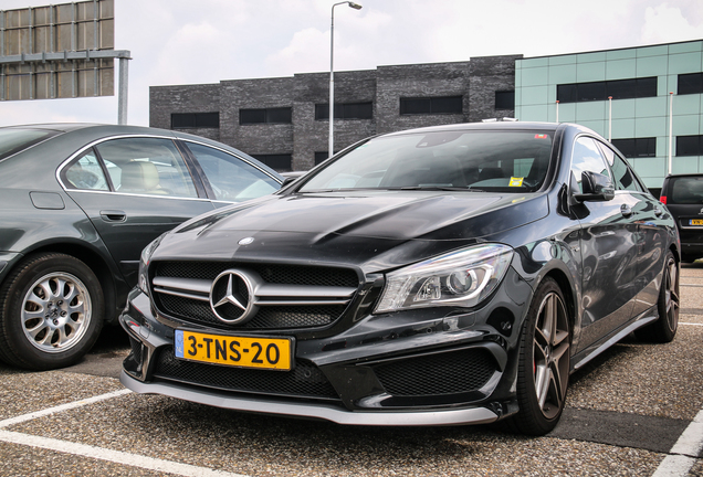 Mercedes-Benz CLA 45 AMG C117