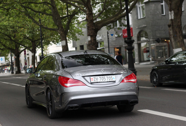 Mercedes-Benz CLA 45 AMG C117