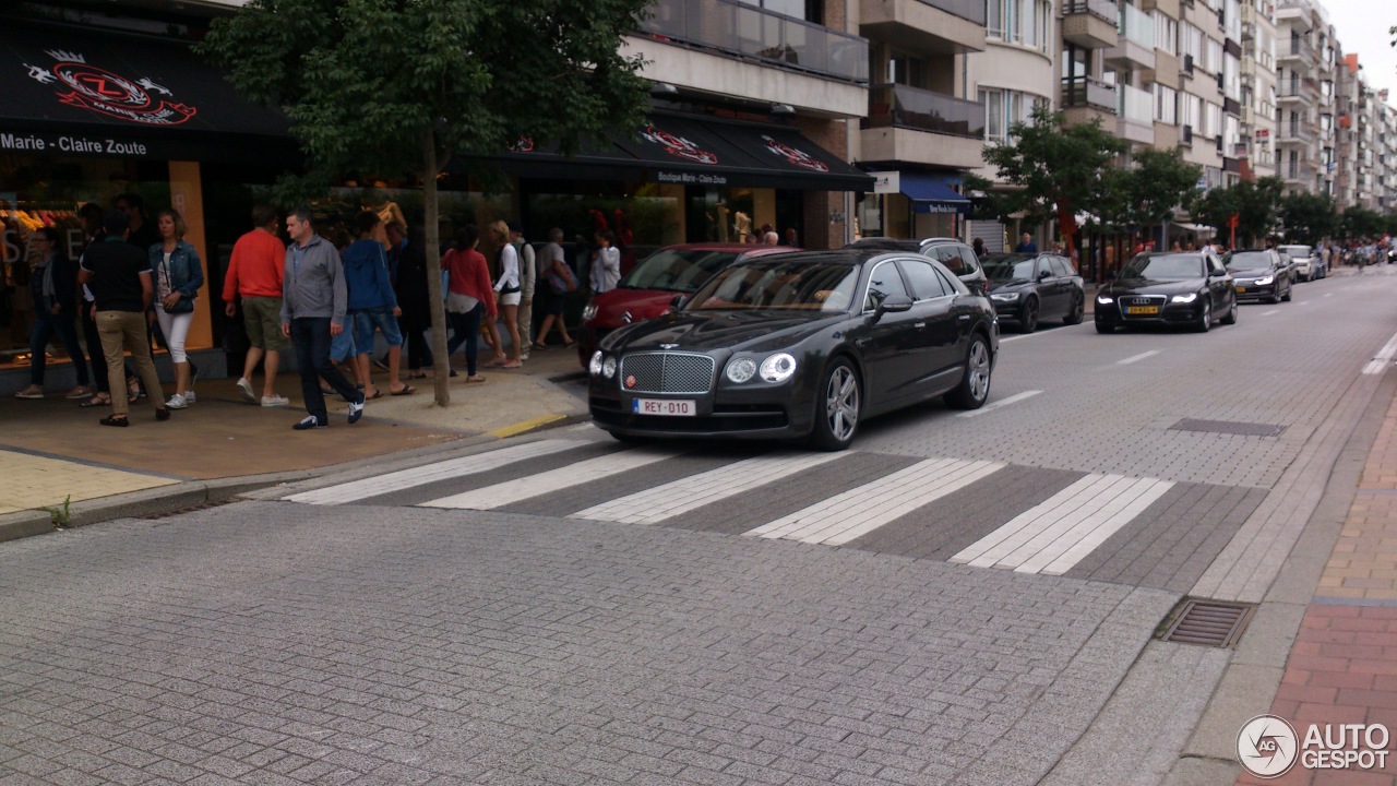 Bentley Flying Spur V8