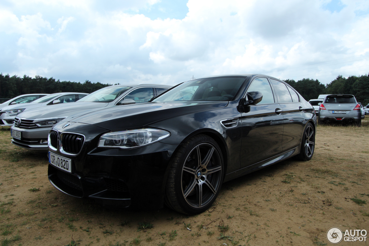 BMW M5 F10 2014 Performance Edition