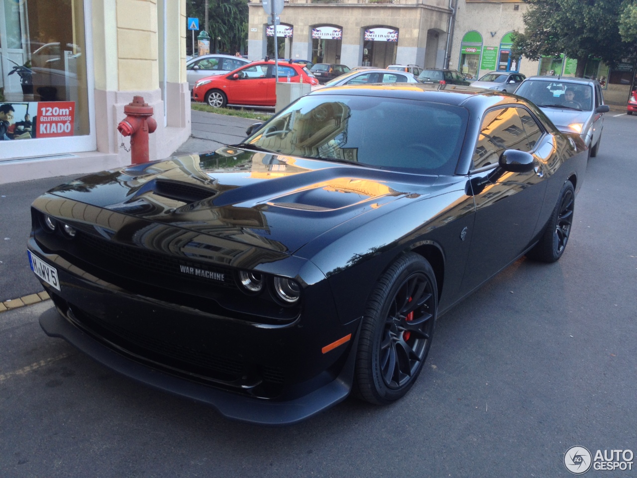 Dodge Challenger SRT Hellcat