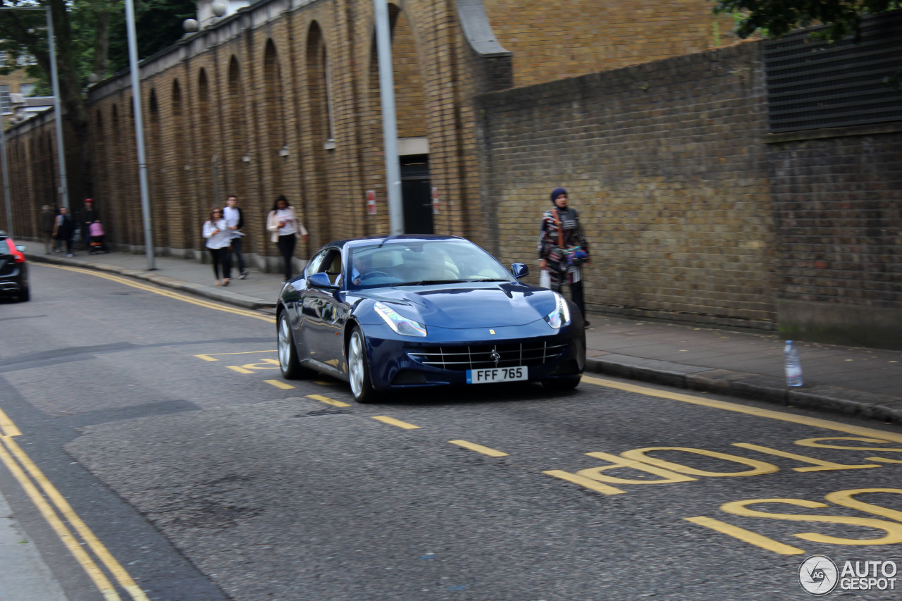 Ferrari FF