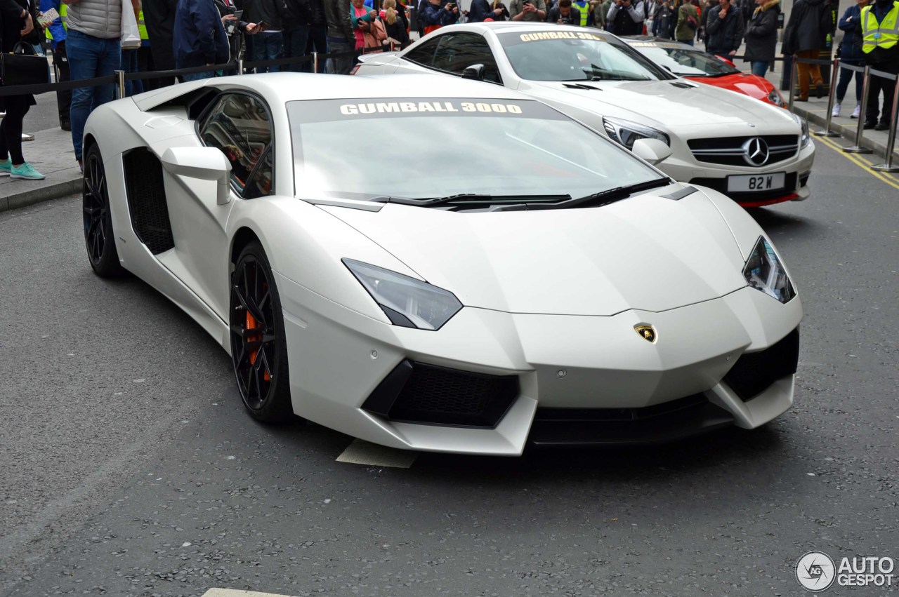 Lamborghini Aventador LP700-4