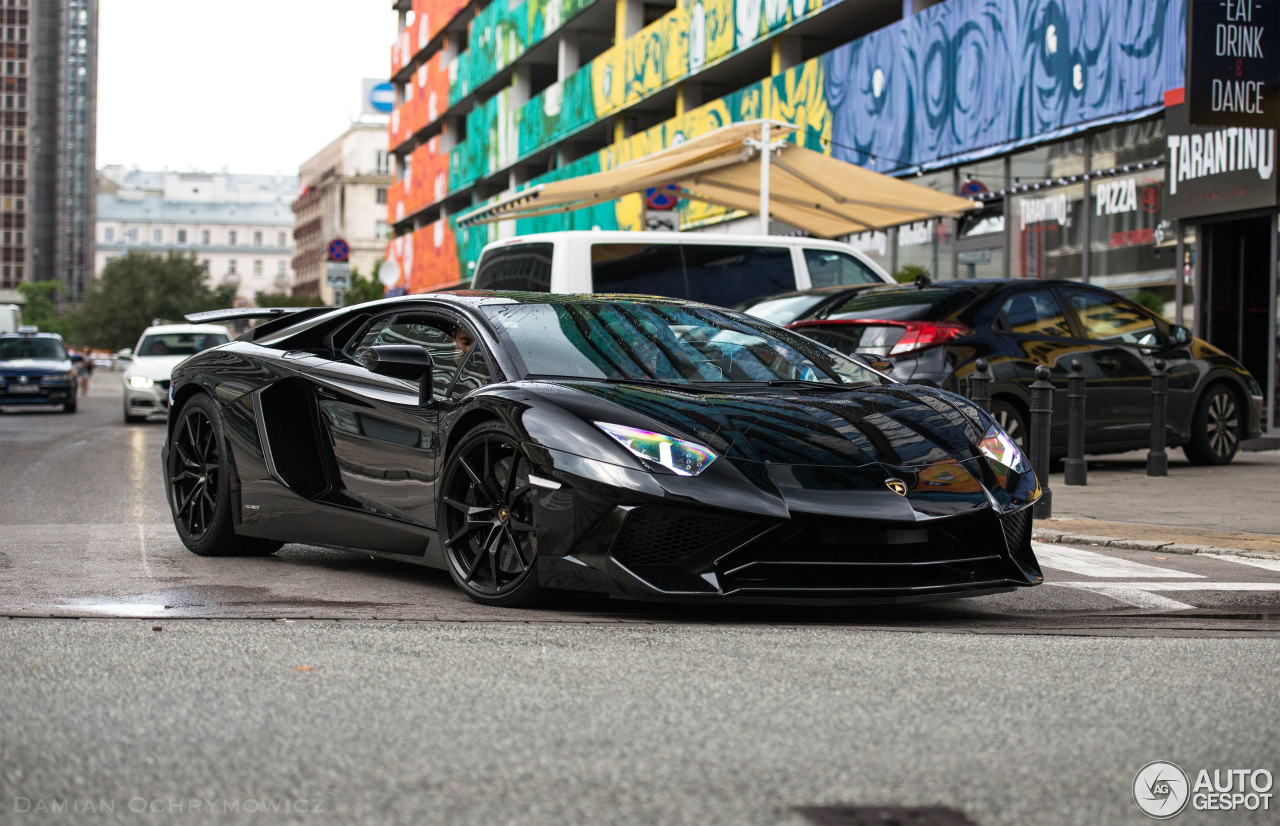 Lamborghini Aventador LP750-4 SuperVeloce