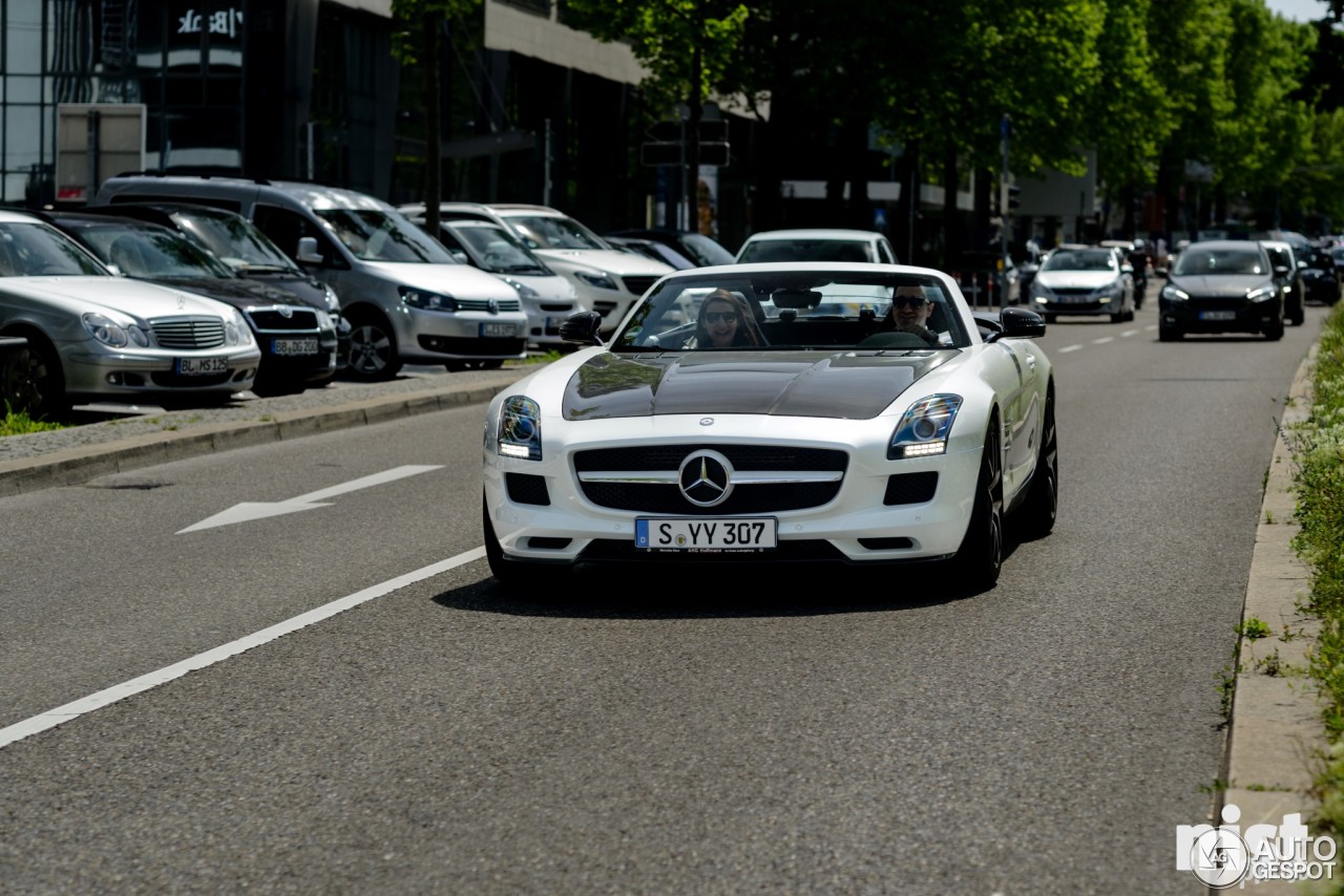 Mercedes-Benz SLS AMG GT Roadster Final Edition