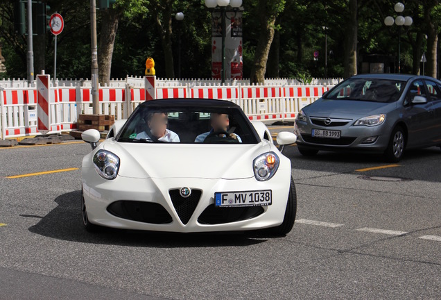 Alfa Romeo 4C Spider