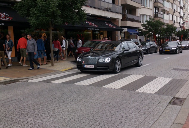 Bentley Flying Spur V8