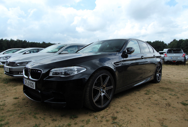 BMW M5 F10 2014 Performance Edition